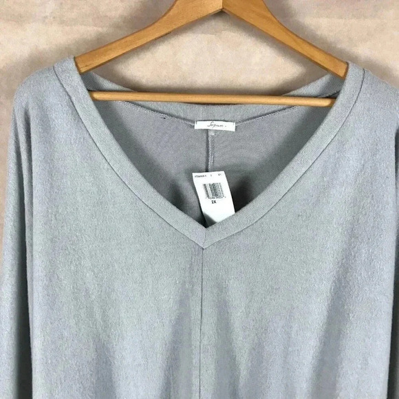 SOPRANO Plus Size Cozy Hacci Dolman Top Gray NWT 2X - Picture 5 of 9